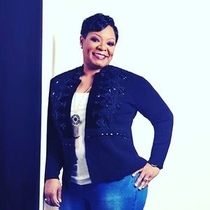 Meet your Posher, Latoya